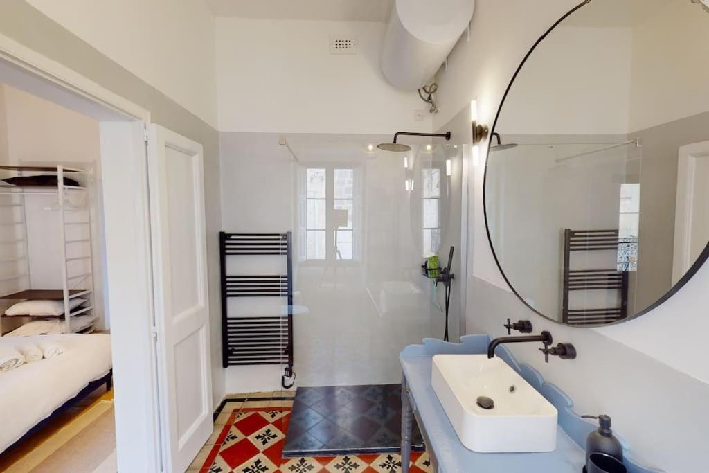 Narrow Street Suite Victoria Exterior photo