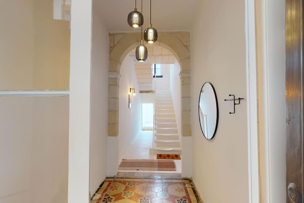 Narrow Street Suite Victoria Exterior photo